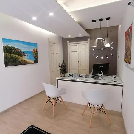 לינה וארוחת בוקר Vittorio Emanuele 3*